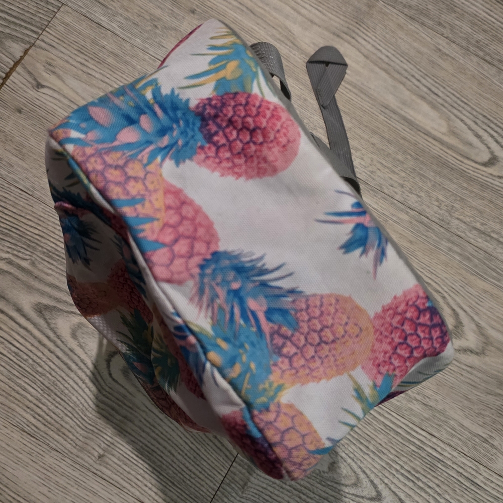 Vintage Trans by JanSport Sling Bag – Pineapple Print - Y2K - Picture 6 of 10